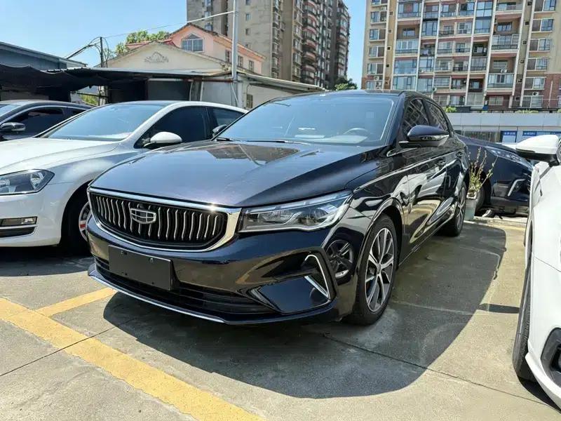 Geely Emgrand 2022 4th Generation 1.5L CVT Flagship Edition — миниатюра 1