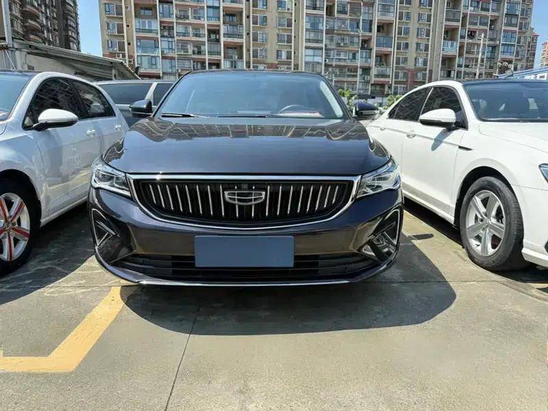 Geely Emgrand 2022 4th Generation 1.5L CVT Flagship Edition — миниатюра 2