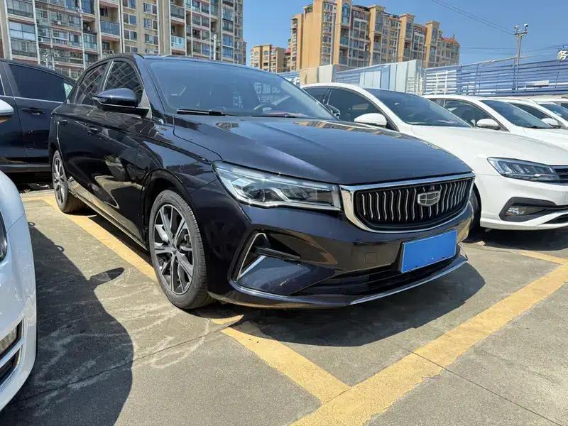 Geely Emgrand 2022 4th Generation 1.5L CVT Flagship Edition — миниатюра 3
