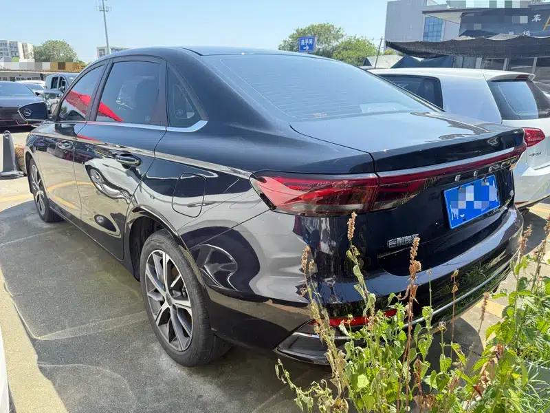 Geely Emgrand 2022 4th Generation 1.5L CVT Flagship Edition — миниатюра 4