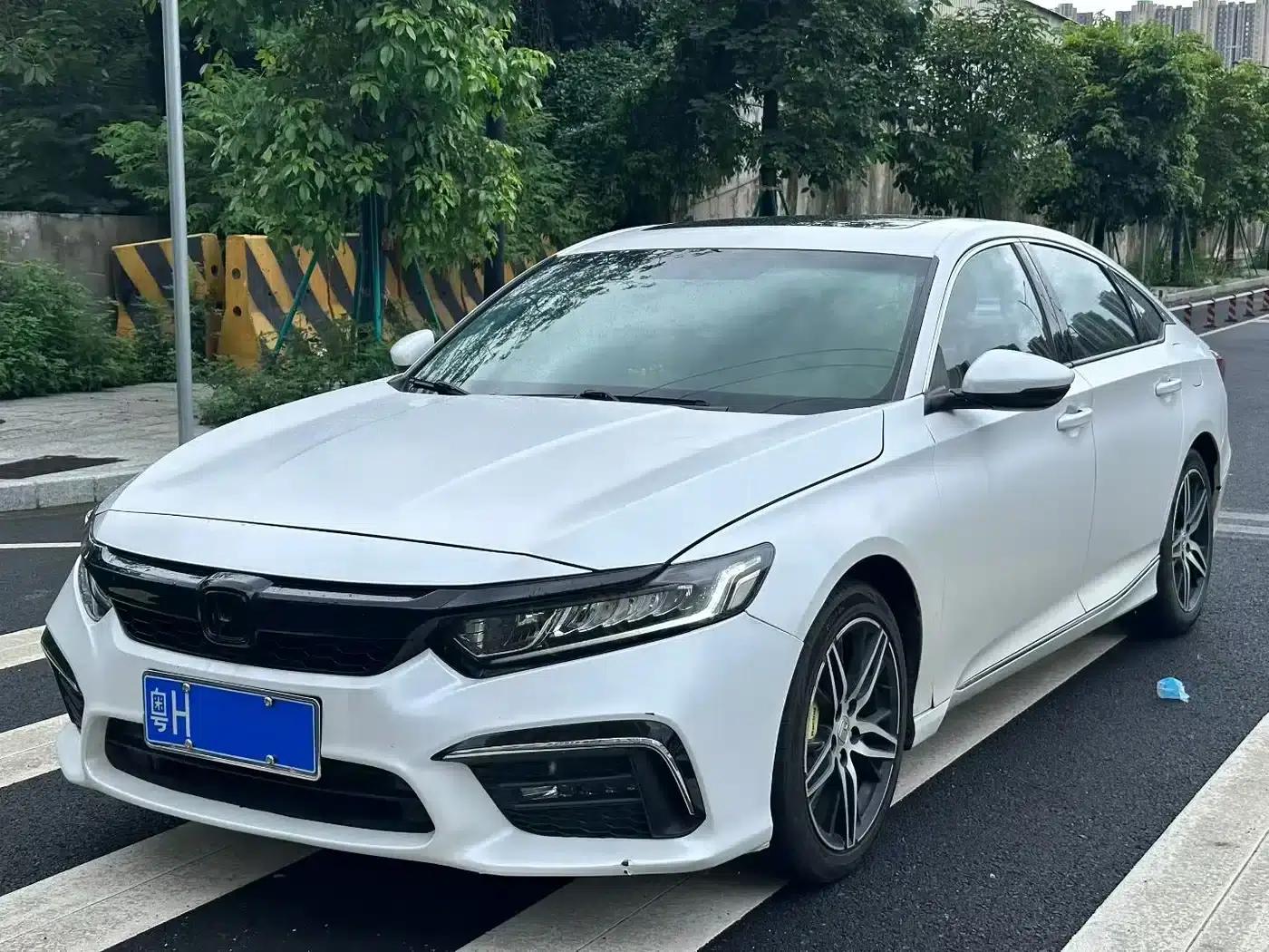 Inspire 2019 260TURBO Deluxe Edition (China VI Emission Standard) — миниатюра 2