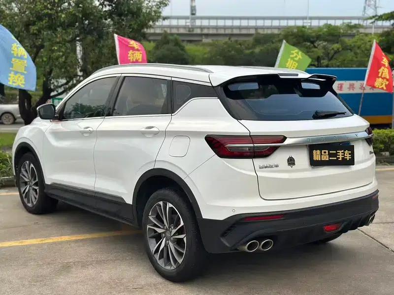 Geely Binyue 2021 260T DCT Battle — миниатюра 4