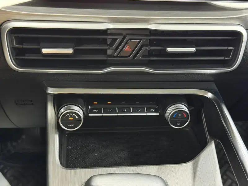Geely Binyue 2021 240T DCT Diamond Edition — миниатюра 6