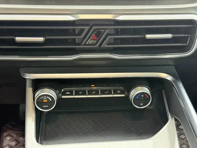 Geely Binyue 2021 240T DCT Diamond Edition — миниатюра 10