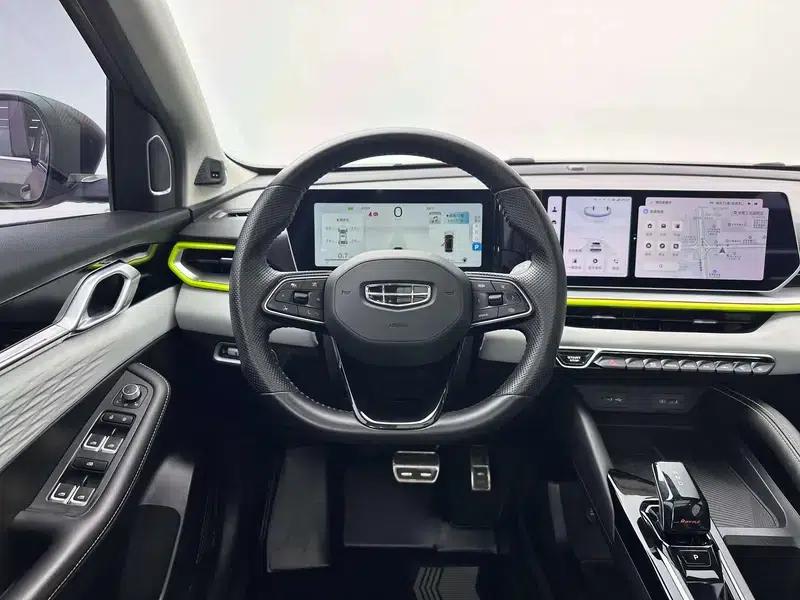 Geely Binyue 2022 Model: Binyue COOL 1.5T DCT Battle — миниатюра 13