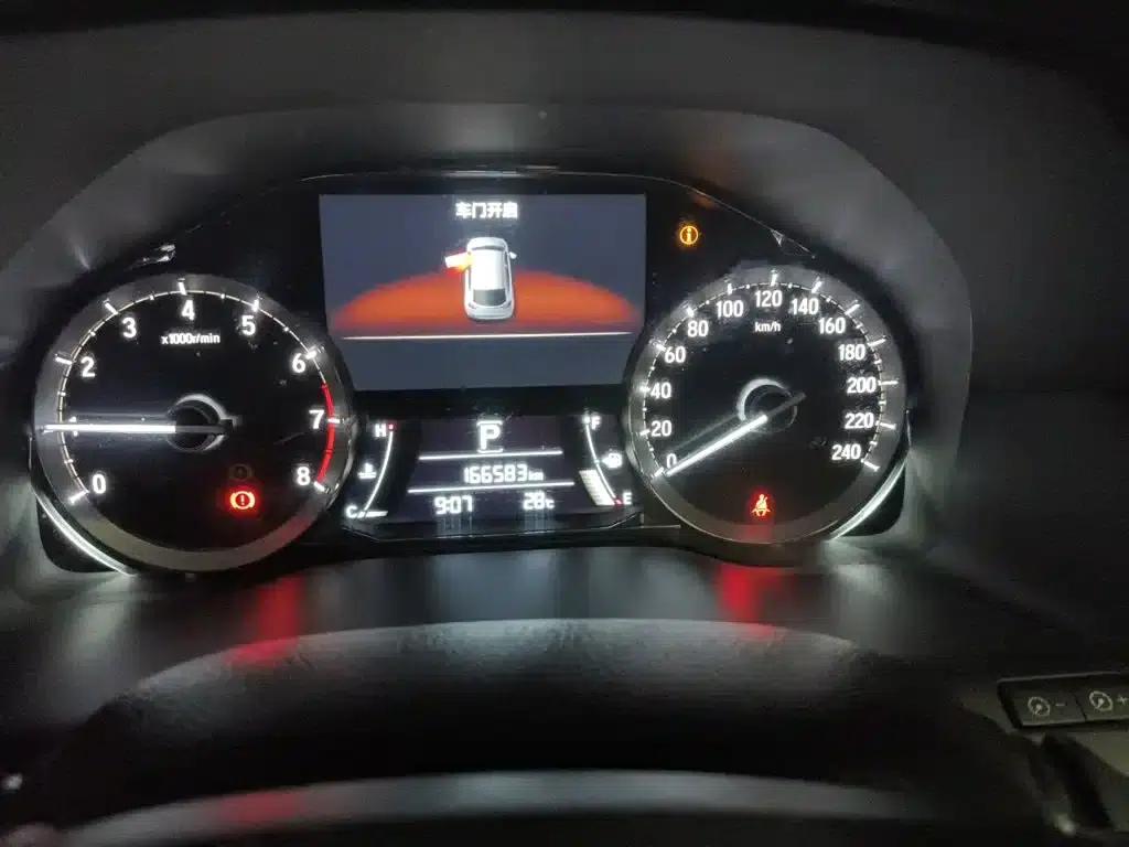 Honda UR-V 2017 240TURBO 2WD Luxury Edition (China V Emission Standard) — миниатюра 7