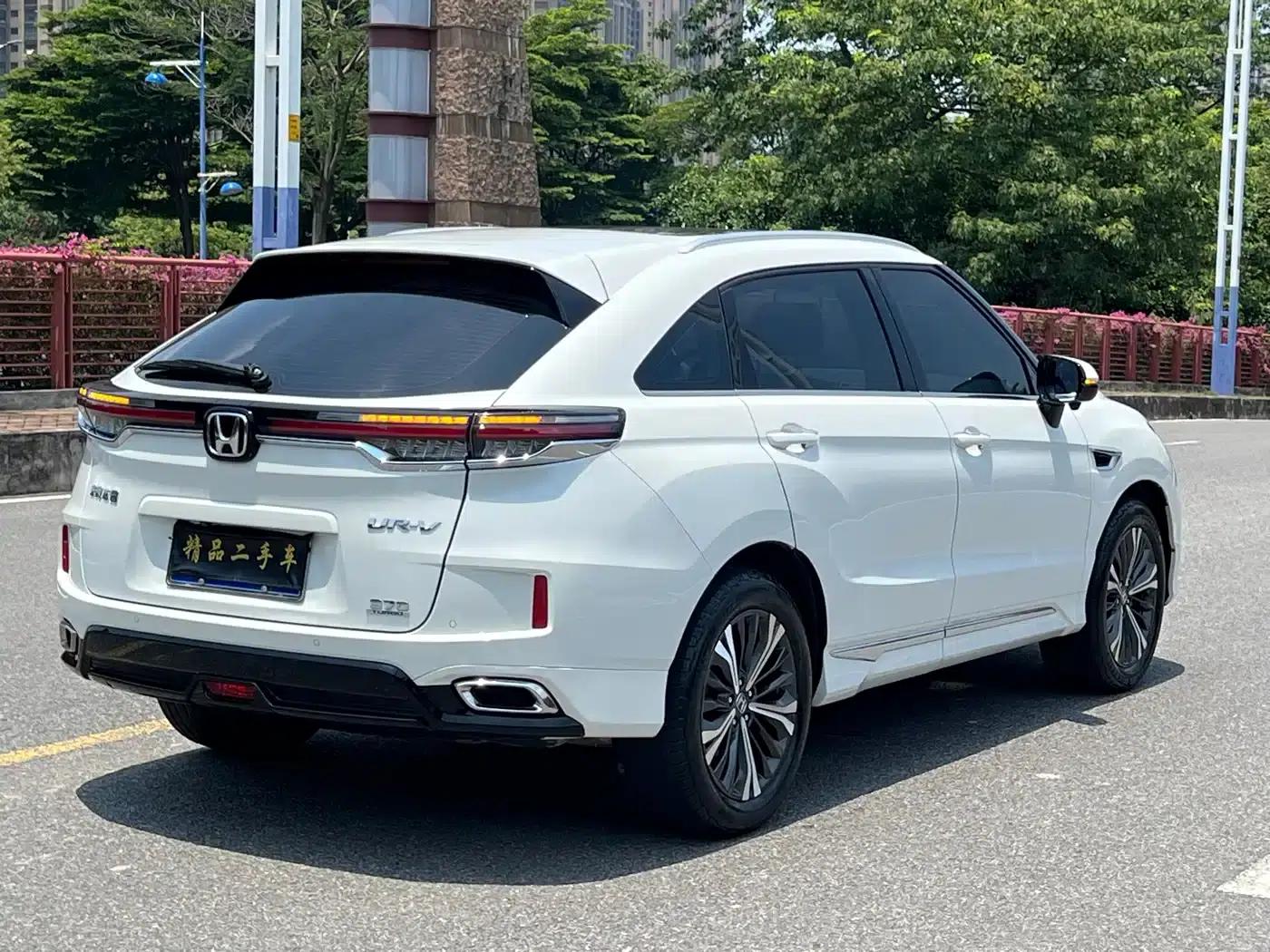 Honda UR-V 2020 370TURBO 2WD Premium Edition — миниатюра 6
