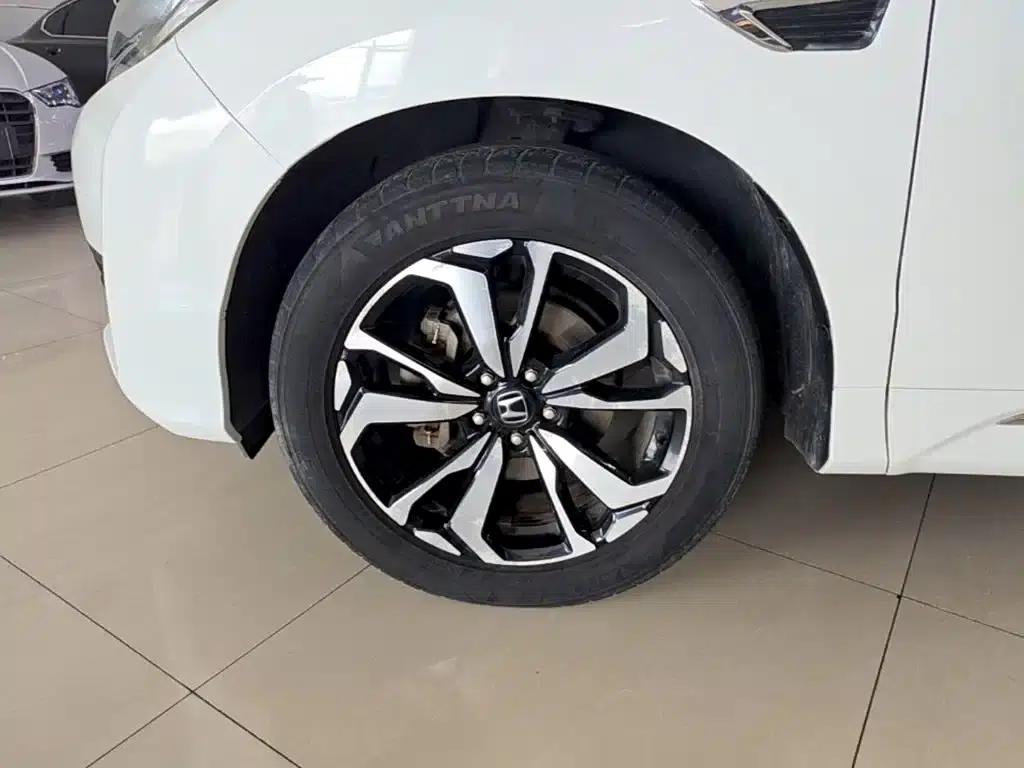 Honda UR-V 2017 240TURBO 2WD Luxury Edition (China V Emission Standard) — миниатюра 23