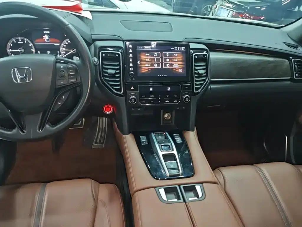 Honda UR-V 2020 370TURBO AWD Premium Edition — миниатюра 13