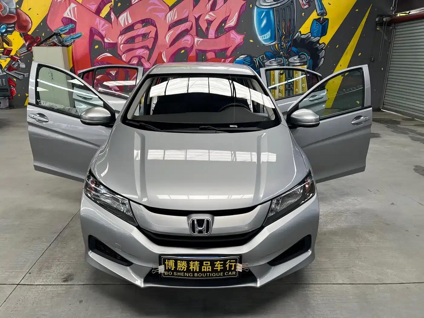 Honda City 2017 1.5L CVT Elite Edition — миниатюра 2