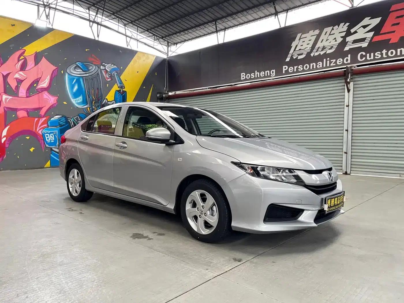 Honda City 2017 1.5L CVT Elite Edition — миниатюра 4