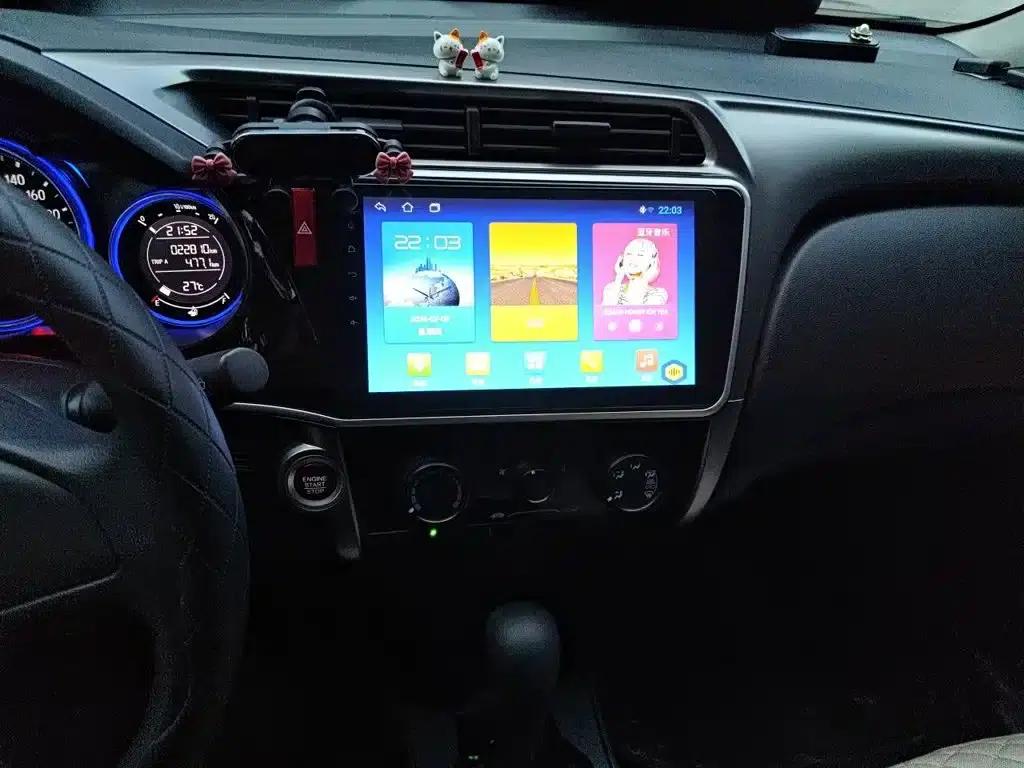 Honda City 2017 1.5L CVT Elite Edition — миниатюра 14