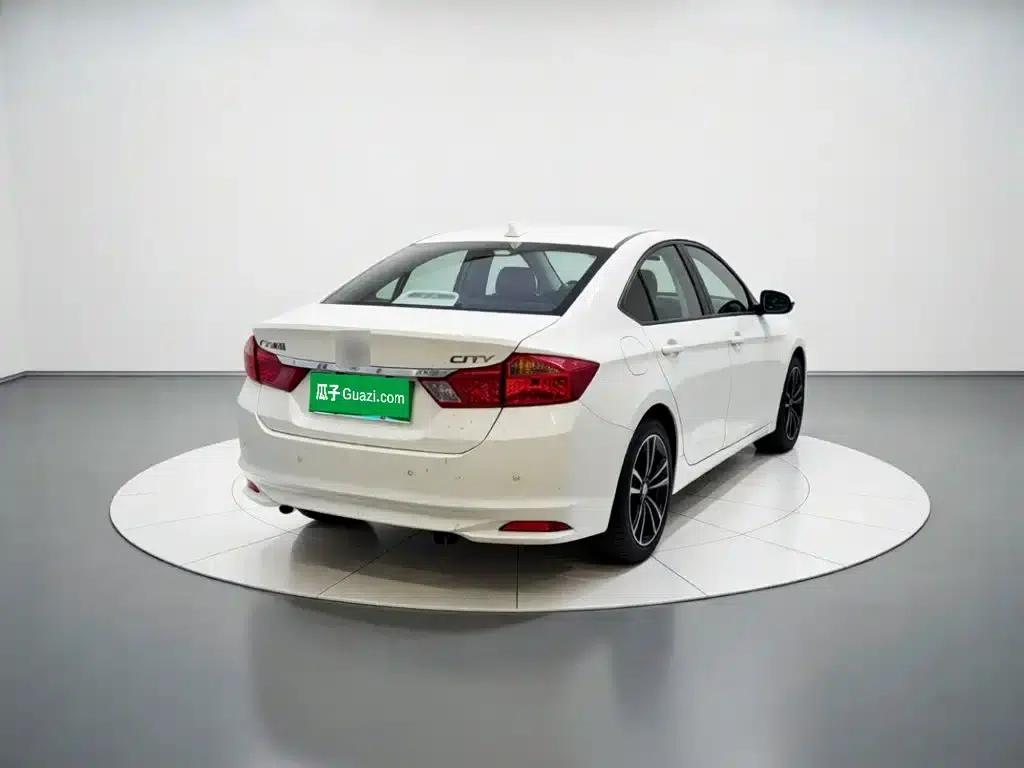Honda City 2017 1.5L CVT Elite Edition — миниатюра 5
