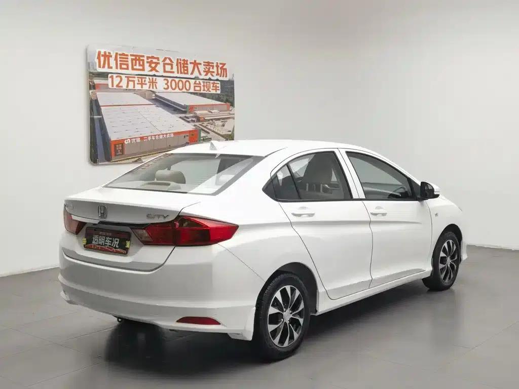Honda City 2017 1.5L Manual Comfort Edition — миниатюра 2