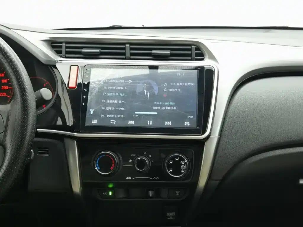 Honda City 2017 1.5L Manual Comfort Edition — миниатюра 12