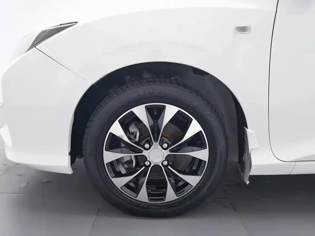 Honda City 2017 1.5L Manual Comfort Edition — миниатюра 17