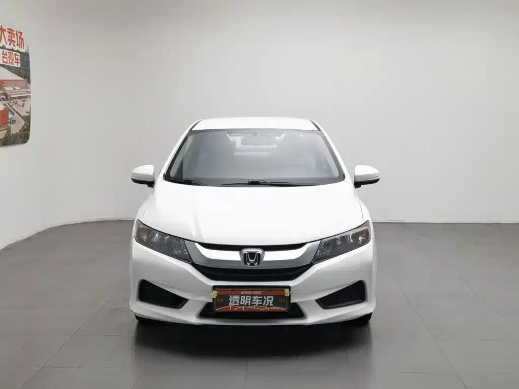 Honda City 2017 1.5L Manual Comfort Edition — миниатюра 3