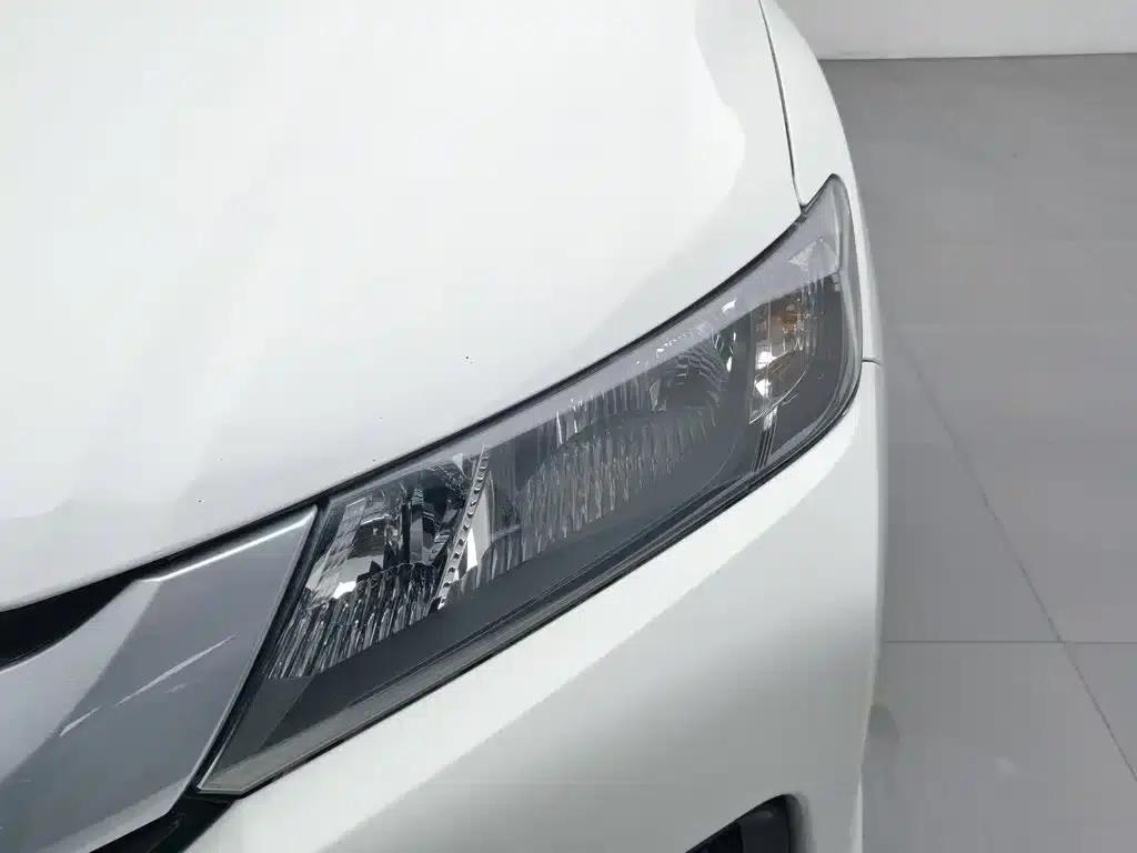 Honda City 2017 1.5L Manual Comfort Edition — миниатюра 7