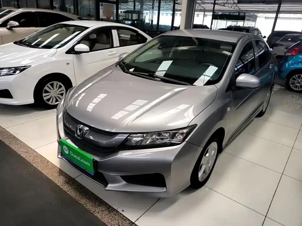 Honda City 2017 1.5L CVT Elite Edition — миниатюра 1