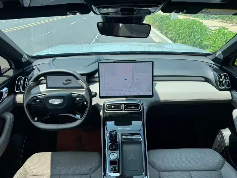 Geely Boyue L 2025 Fourth Generation 1.5TD DCT (Mountain and River) — миниатюра 7