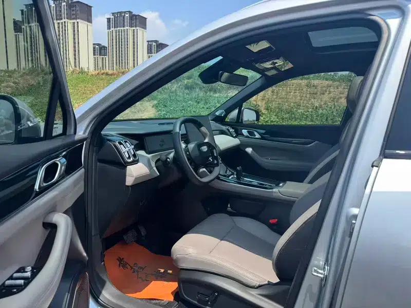 Geely Boyue L 2025 Fourth Generation 1.5TD DCT (Mountain and River) — миниатюра 9