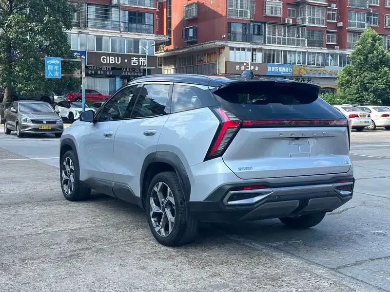 Geely Boyue L 2023 1.5TD DCT Premium Edition — миниатюра 4