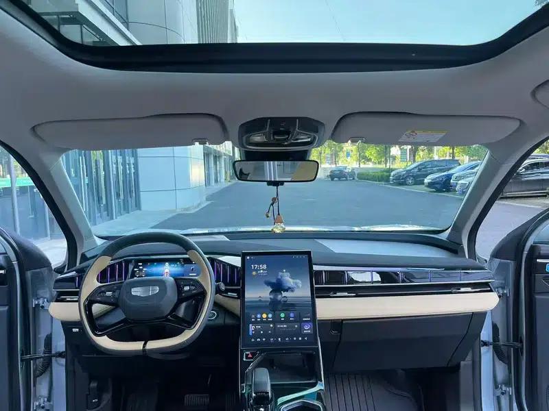 Geely Boyue L 2023 1.5TD DCT Premium Edition — миниатюра 16