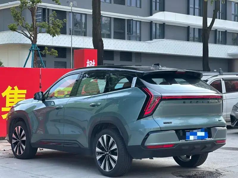 Geely Boyue L 2025 Fourth Generation 1.5TD DCT Splendid — миниатюра 4