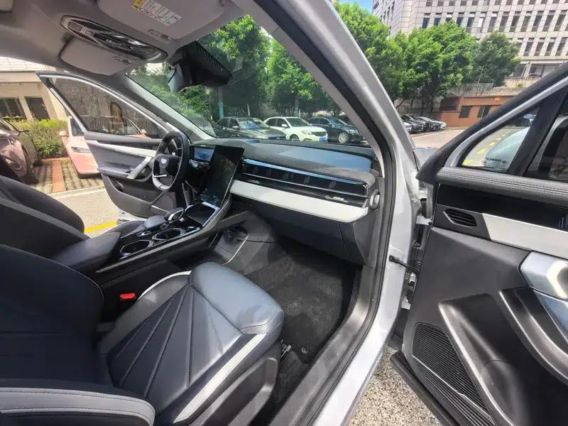 Geely Boyue L 2024 1.5TD DCT Dragon Edition — миниатюра 15