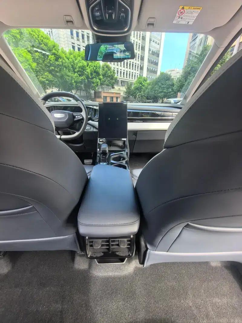Geely Boyue L 2024 1.5TD DCT Dragon Edition — миниатюра 7