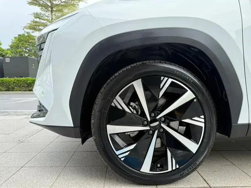 Geely Boyue L 2023 1.5TD DCT Premium Edition — миниатюра 15
