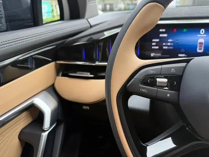 Geely Boyue L 2023 1.5TD DCT Premium Edition — миниатюра 33