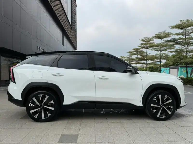 Geely Boyue L 2023 1.5TD DCT Premium Edition — миниатюра 8