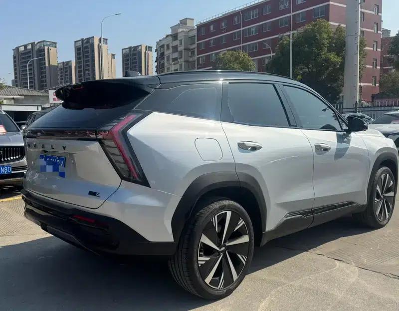 Geely Boyue L 2023 1.5TD DCT Premium Edition — миниатюра 6