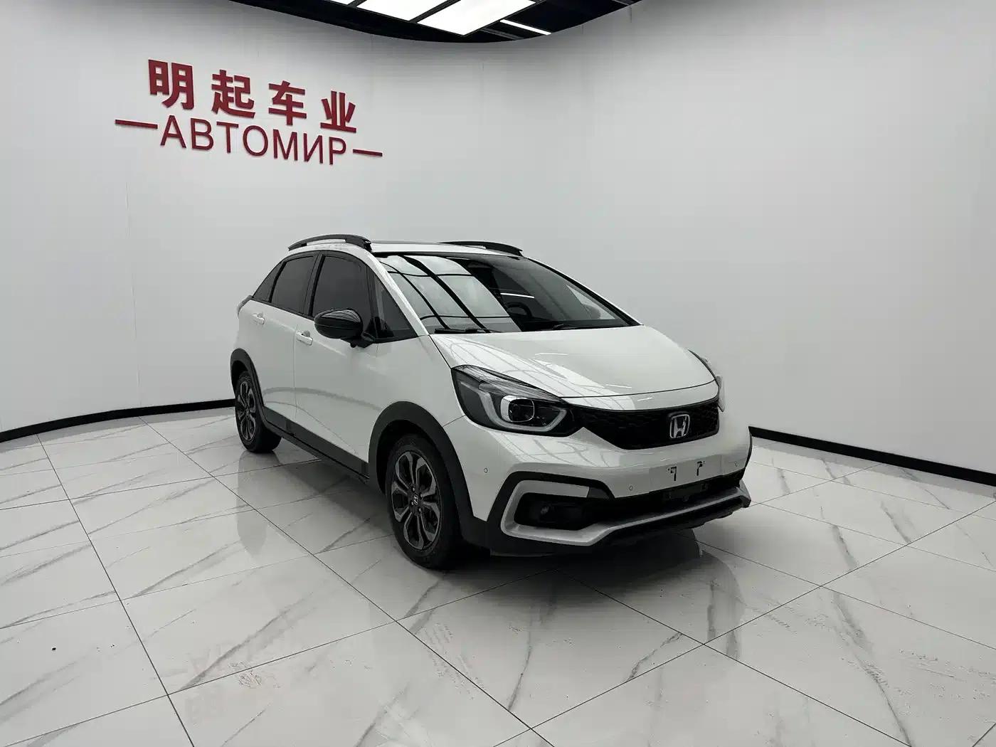 LIFE 2021 1.5L CVT CRO-SS Fun Edition — миниатюра 3