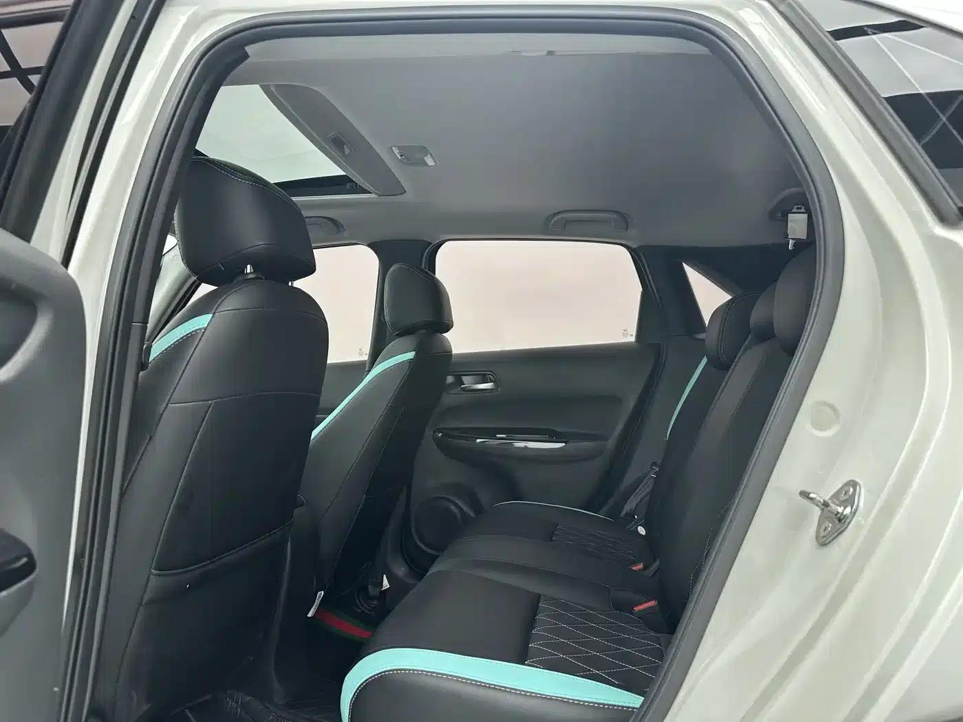 LIFE 2021 1.5L CVT CRO-SS Fun Edition — миниатюра 6