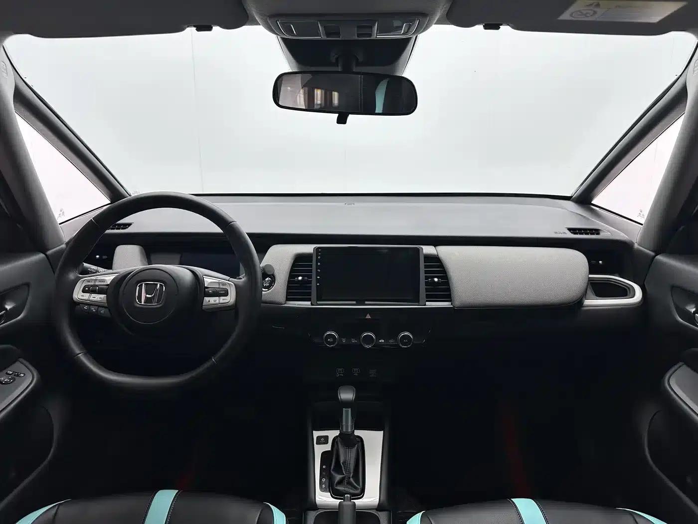 LIFE 2021 1.5L CVT CRO-SS Fun Edition — миниатюра 7
