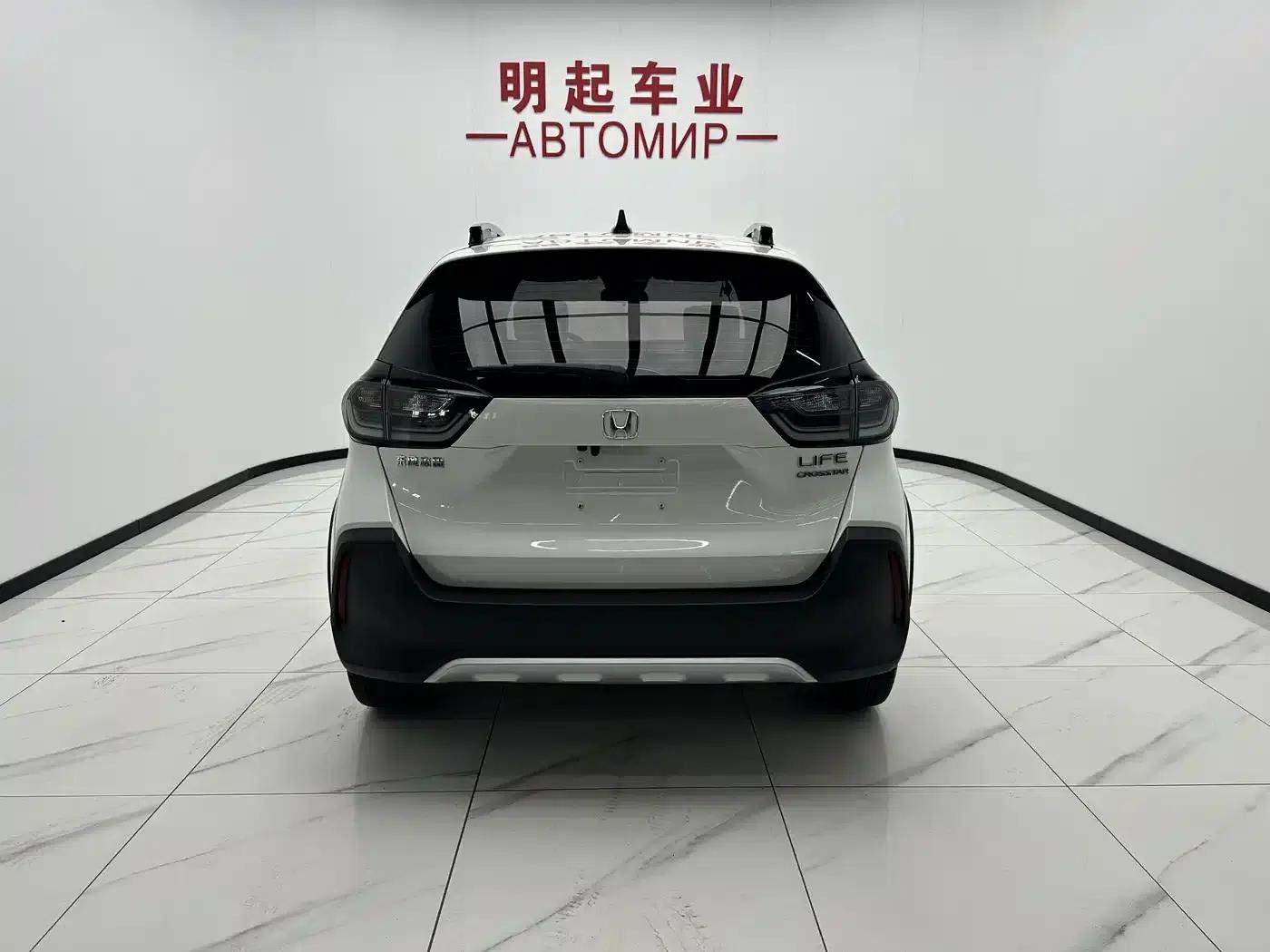 LIFE 2021 1.5L CVT CRO-SS Fun Edition — миниатюра 10