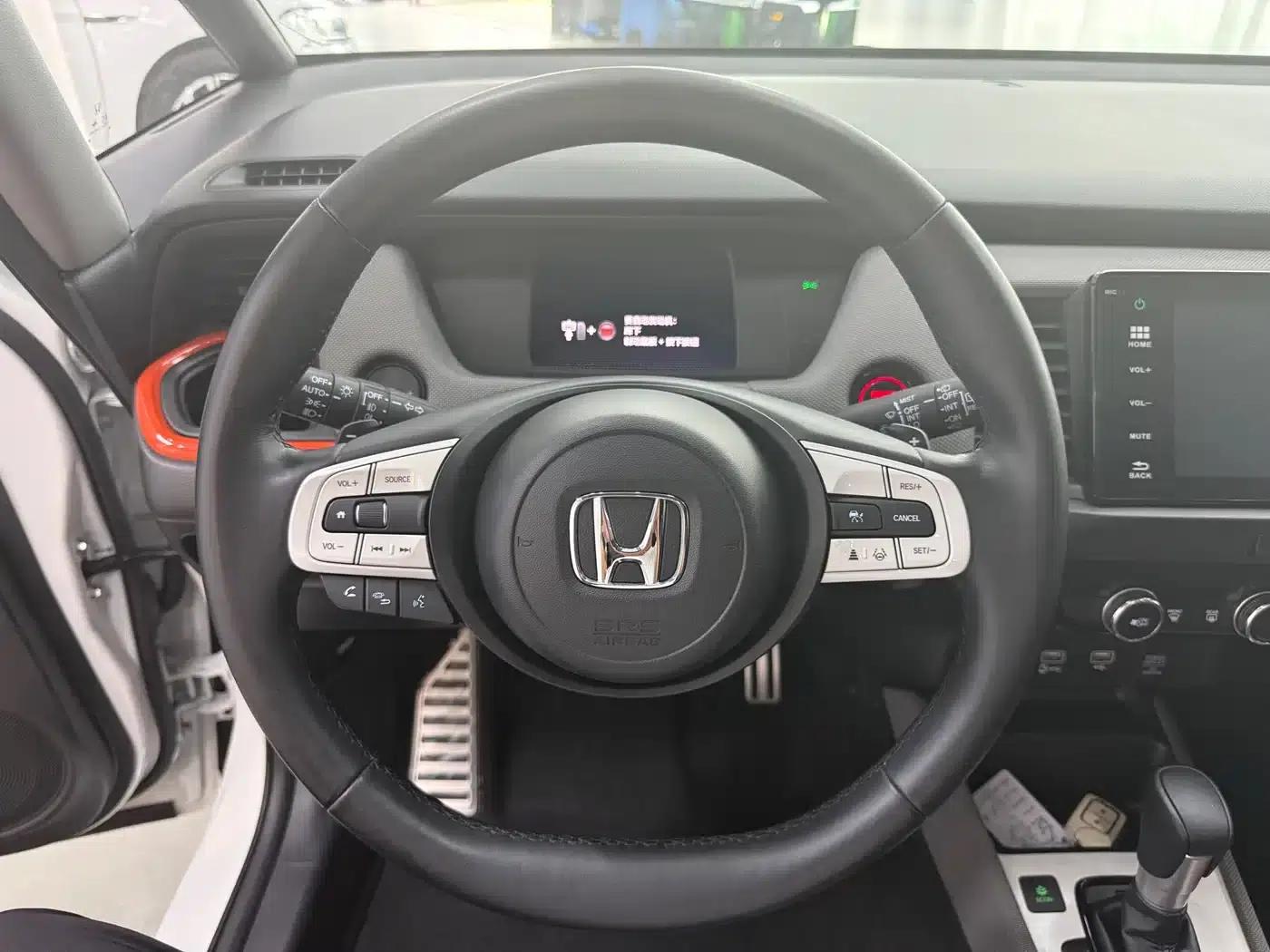 LIFE 2021 1.5L CVT SPO-SS Dynamic Edition — миниатюра 15