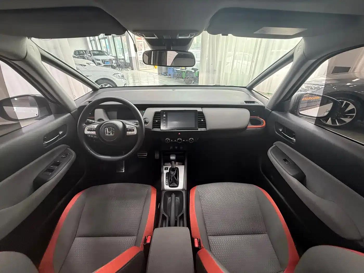 LIFE 2021 1.5L CVT SPO-SS Dynamic Edition — миниатюра 19