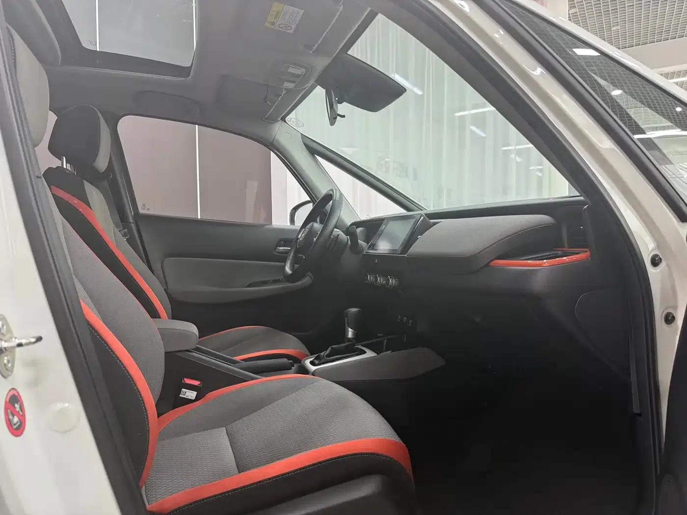LIFE 2021 1.5L CVT SPO-SS Dynamic Edition — миниатюра 8