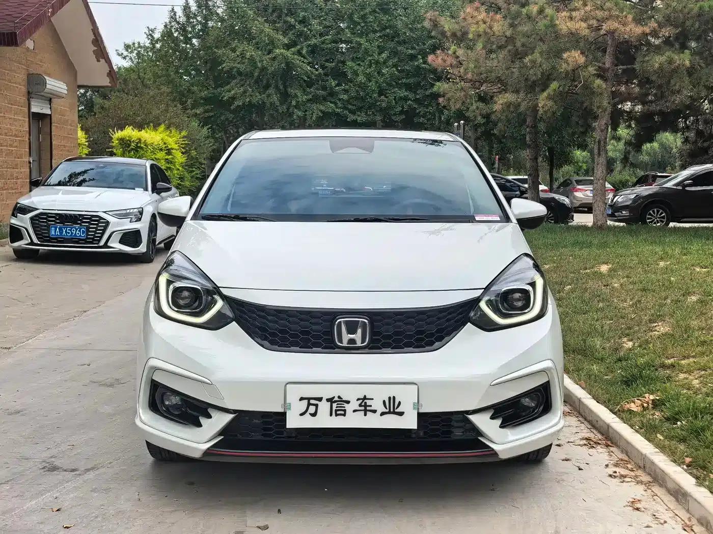LIFE 2021 1.5L CVT SPO-SS Dynamic Edition — миниатюра 1