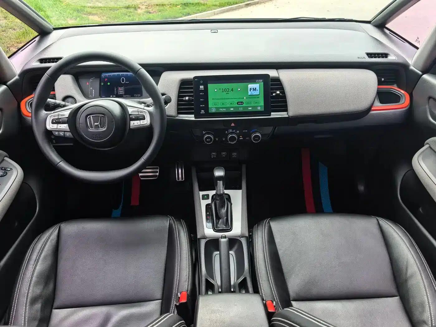 LIFE 2021 1.5L CVT SPO-SS Dynamic Edition — миниатюра 11