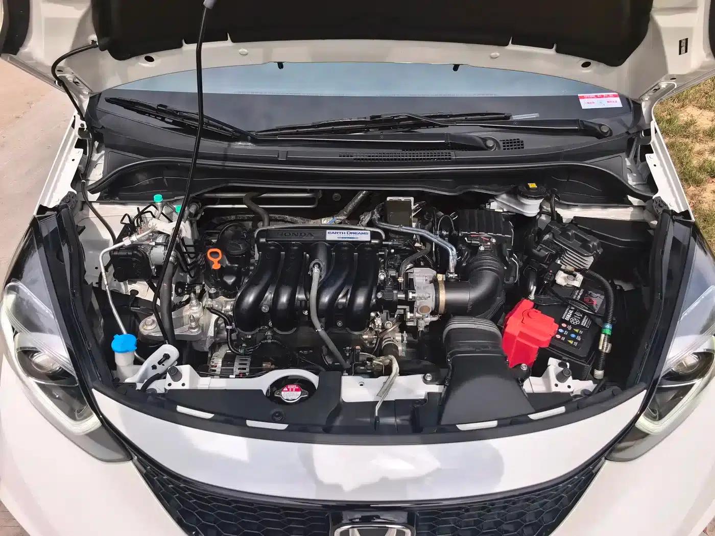 LIFE 2021 1.5L CVT SPO-SS Dynamic Edition — миниатюра 19