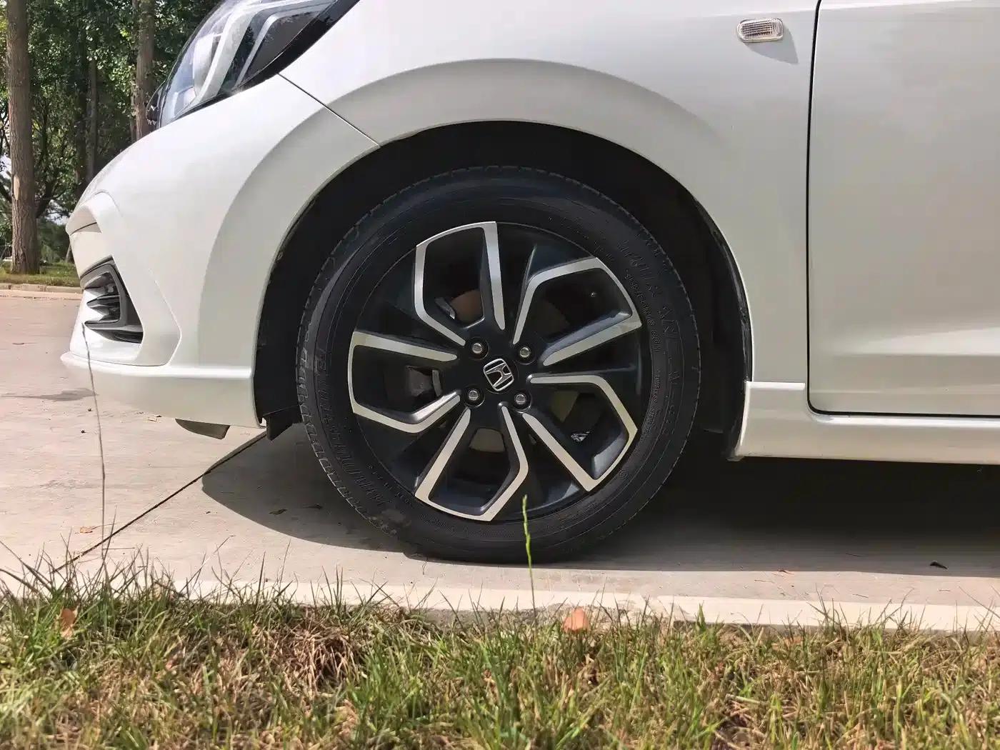LIFE 2021 1.5L CVT SPO-SS Dynamic Edition — миниатюра 20