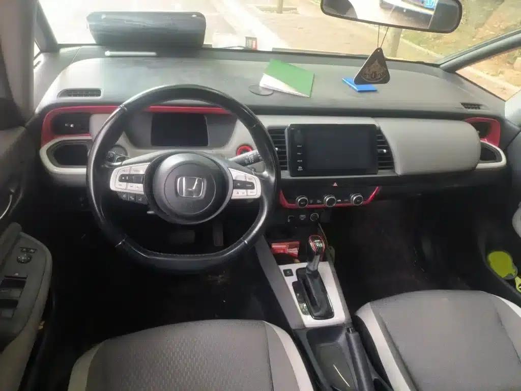 LIFE 2021 1.5L CVT CRO-SS Fun Edition — миниатюра 13