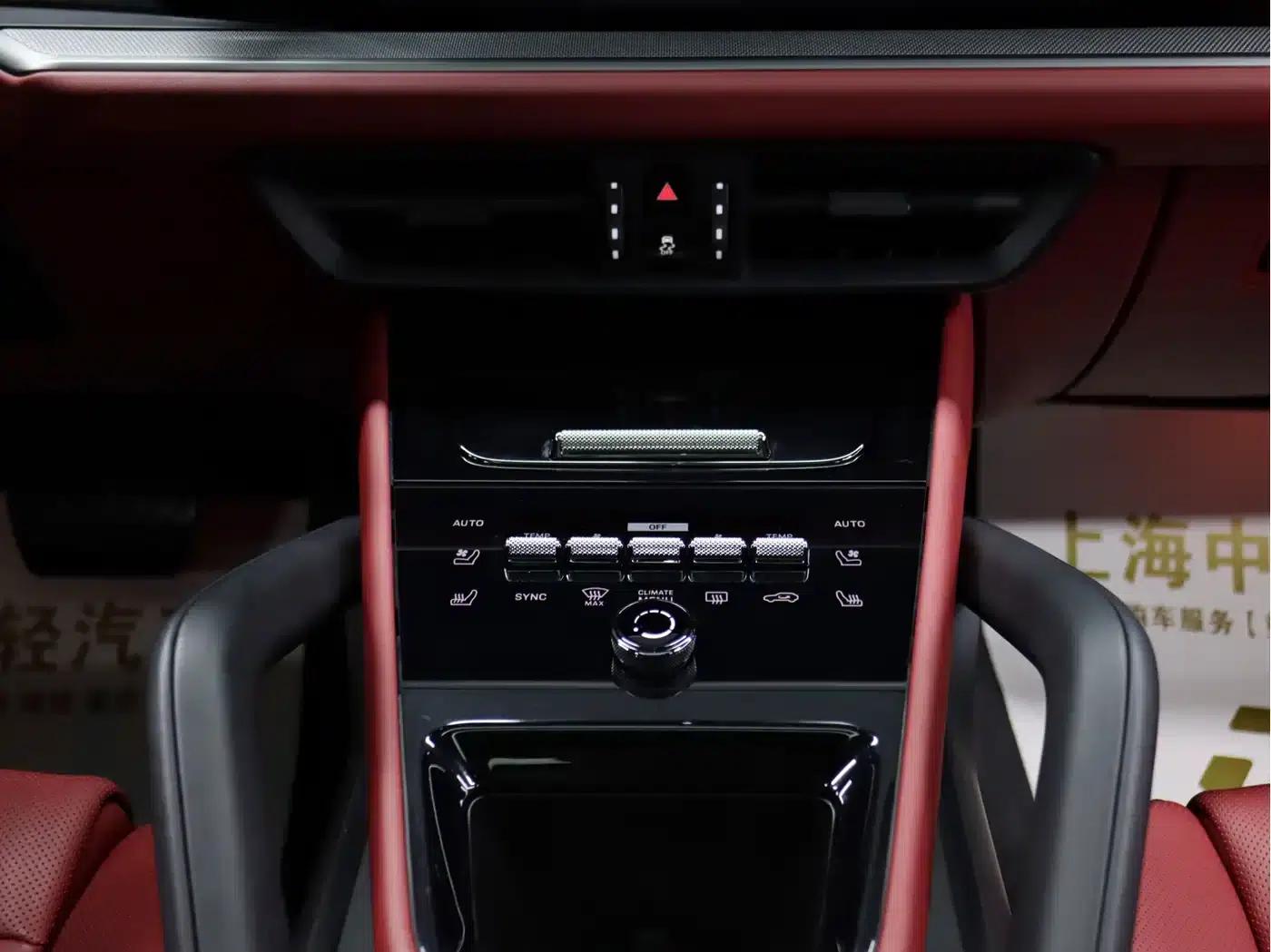 2025 Cayenne 3.0T Dream Edition — миниатюра 17