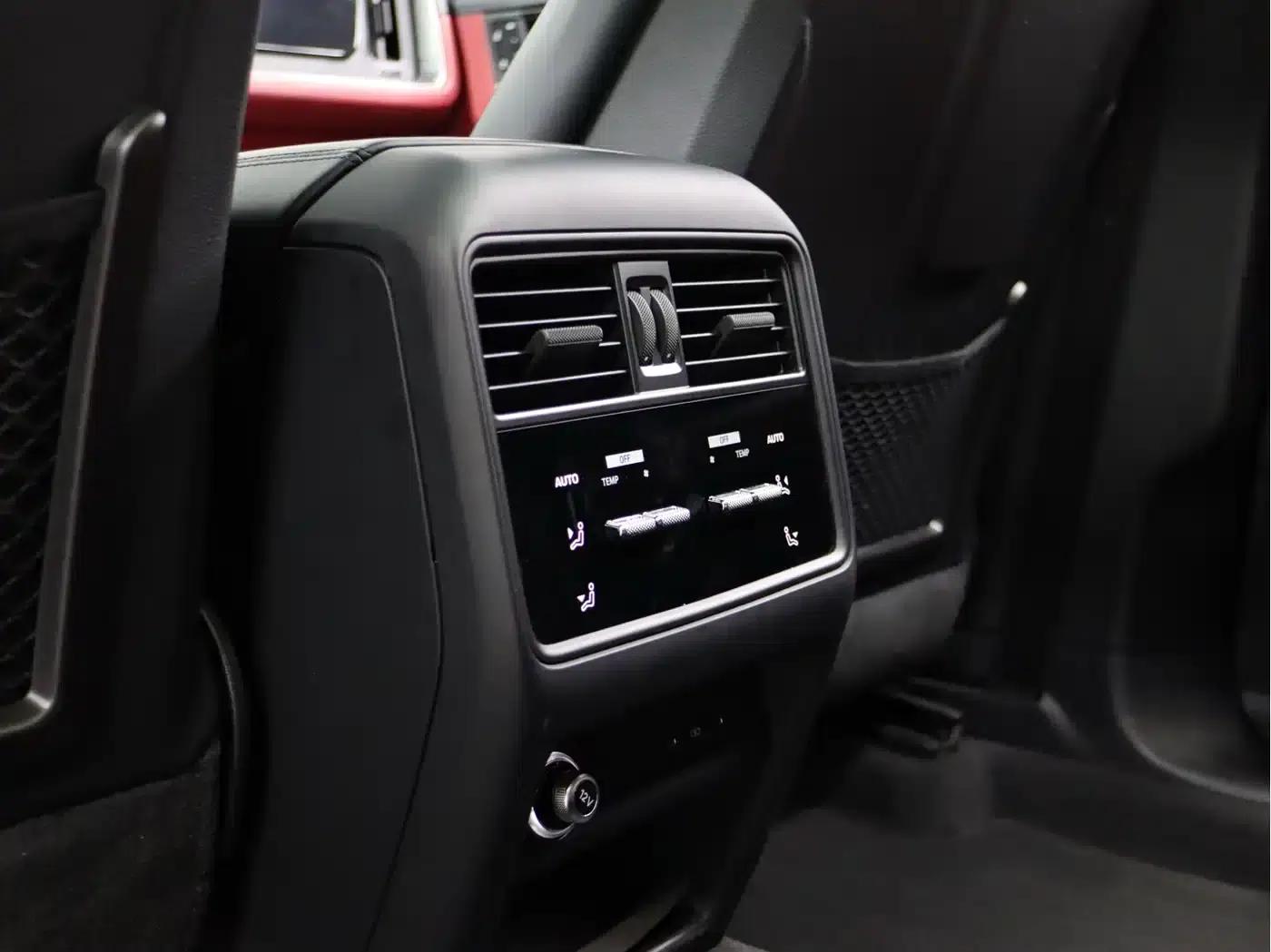 2025 Cayenne 3.0T Dream Edition — миниатюра 22