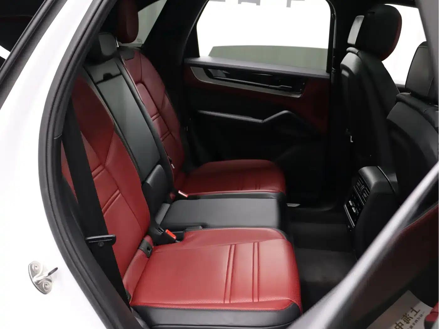 2025 Cayenne 3.0T Dream Edition — миниатюра 23
