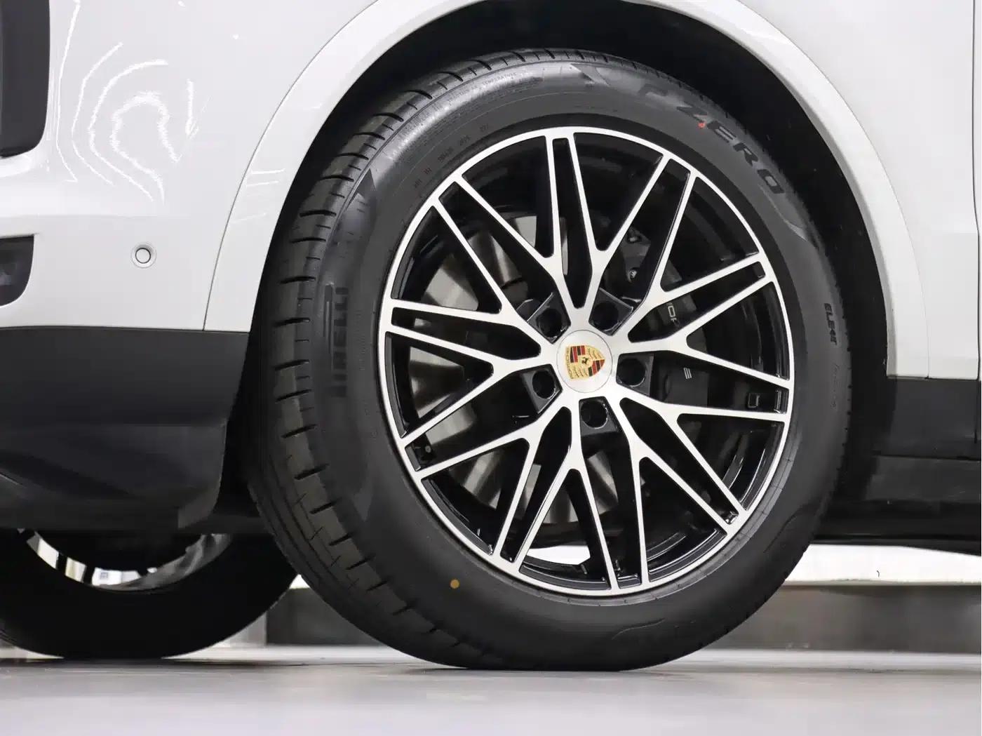 2025 Cayenne 3.0T Dream Edition — миниатюра 32